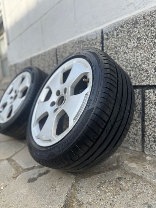 2 бр. Летни гуми BRIDGESTONE 225/45/17 ДОТ5023