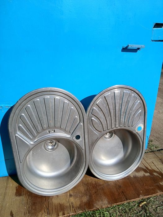 Б/у мойки для кухни  из нержовейки и новые  раковины