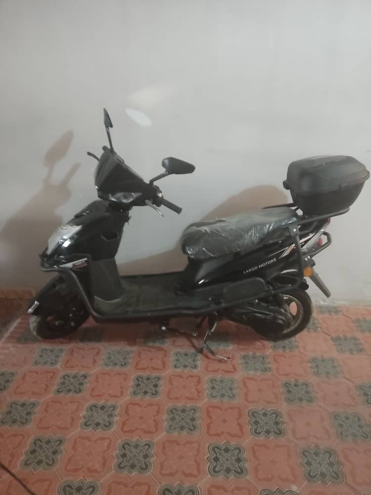 Skuter 60 kub benzin motor