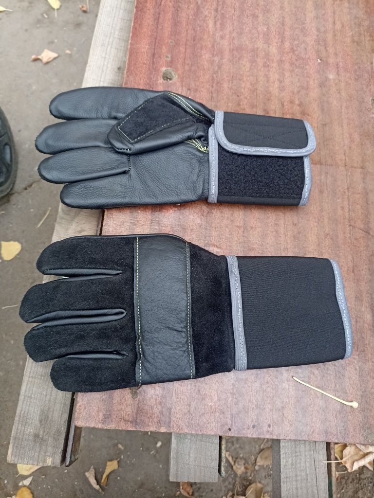Вибрационные перчатки