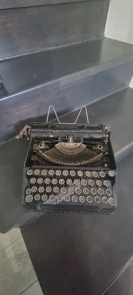 Continental 200 masina de scris