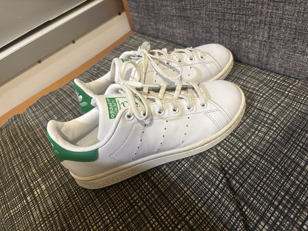 Маратонки adidas unisex