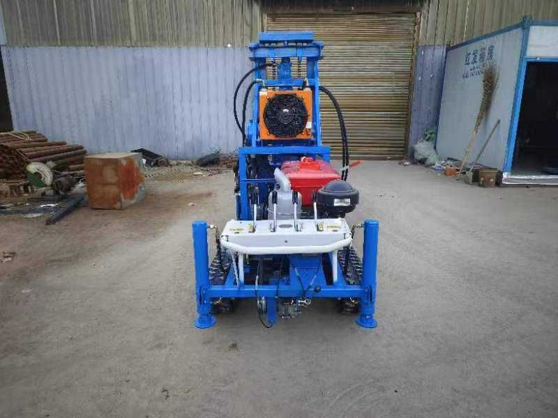Masina de foraj diesel 25 cp pe senile , 100m prajina , 6 sape incluse