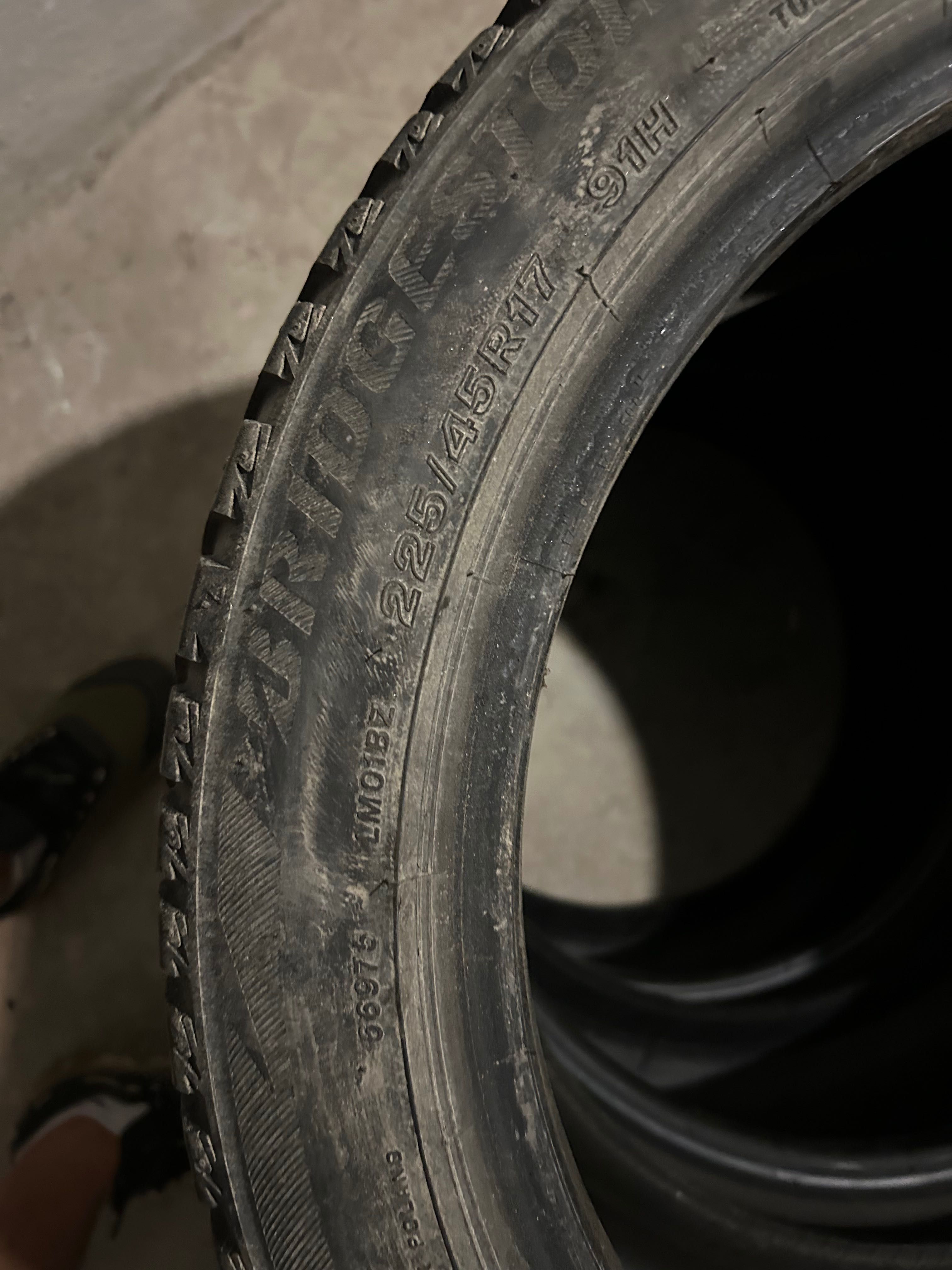 Snow and mud  Bridgestone blizzak lm 001 225/45/17