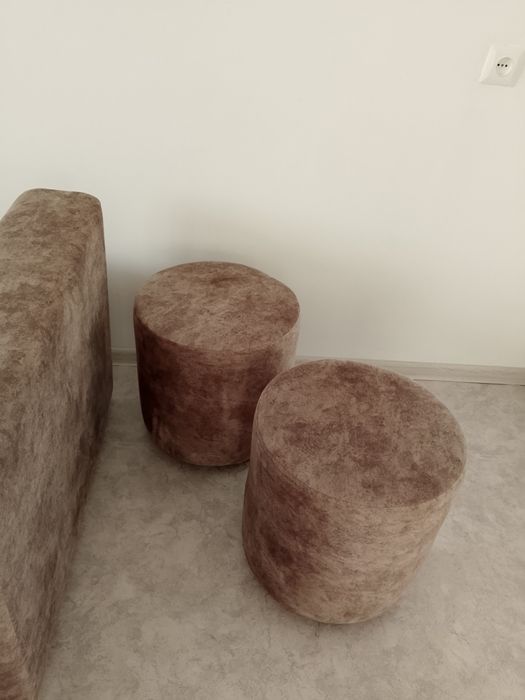 Продаю диван хороший, новый, просный.