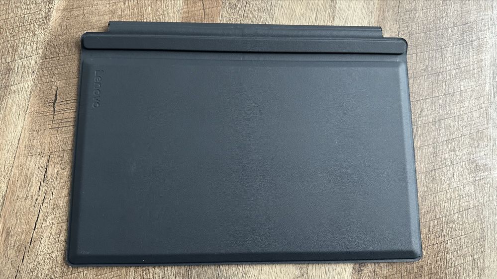 Части за Lenovo Miix 520-12.5” Intel i5 / 8GB RAM / Клавиатура / 4G /