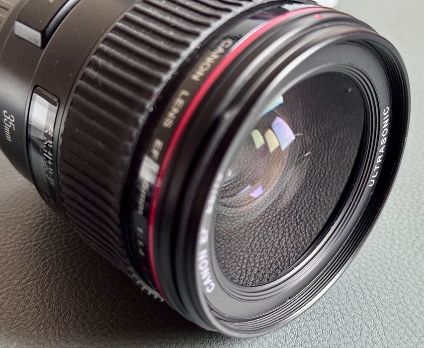 Canon 35mm f/1.4 L USM – prima versiune + cutie originală