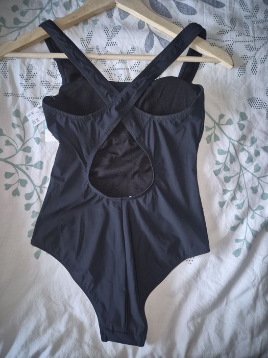 Цял дамски бански Roxy