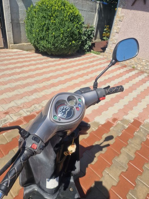 Vand Scuter 49cc