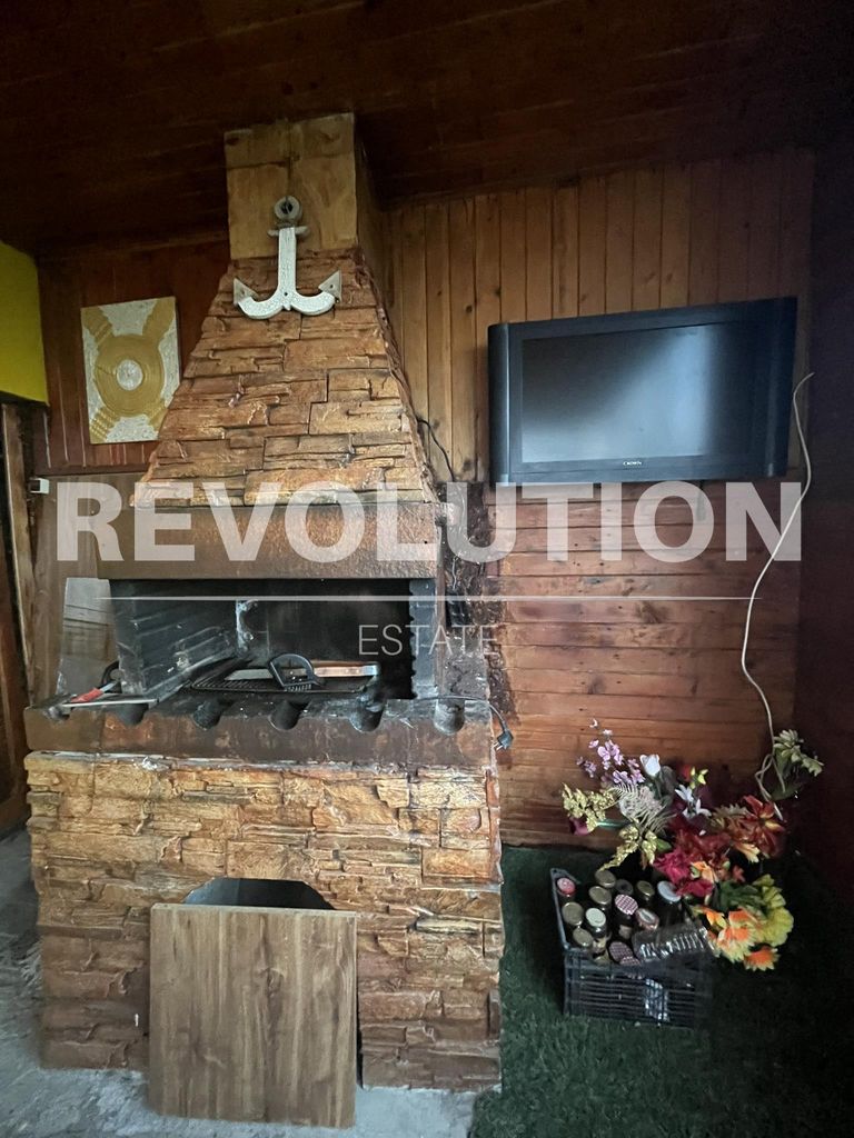 Дава се под наем Къща в Варна, Левски - 150 кв.м за 650 € - Снимка #7