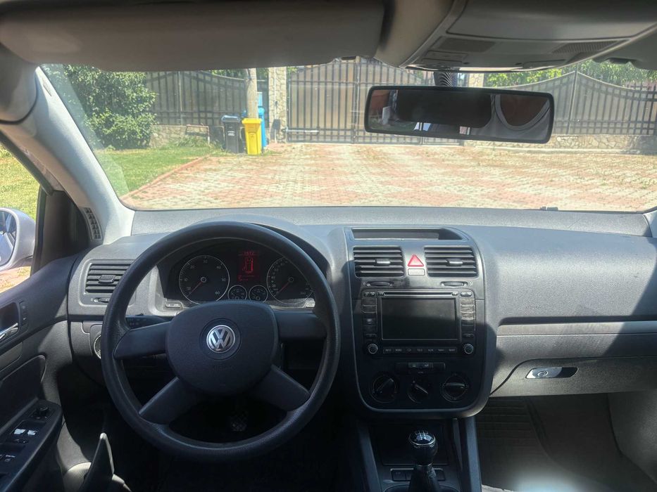 VW Golf 1,9TDI seria5