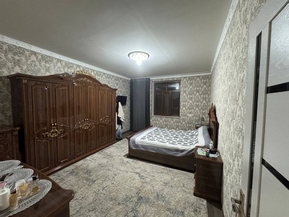 Продаётся 2х этажный дом. Янгиабад. Дом 3 года назад строили. 2 сотки