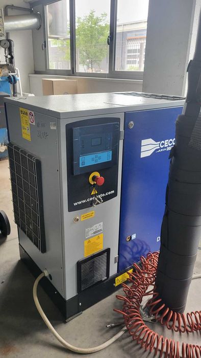 Masini de cusut si echipamente industria confectiilor