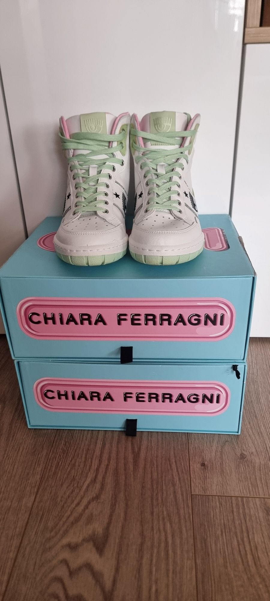 НОВИ Chiaea Ferragni естествина кожа