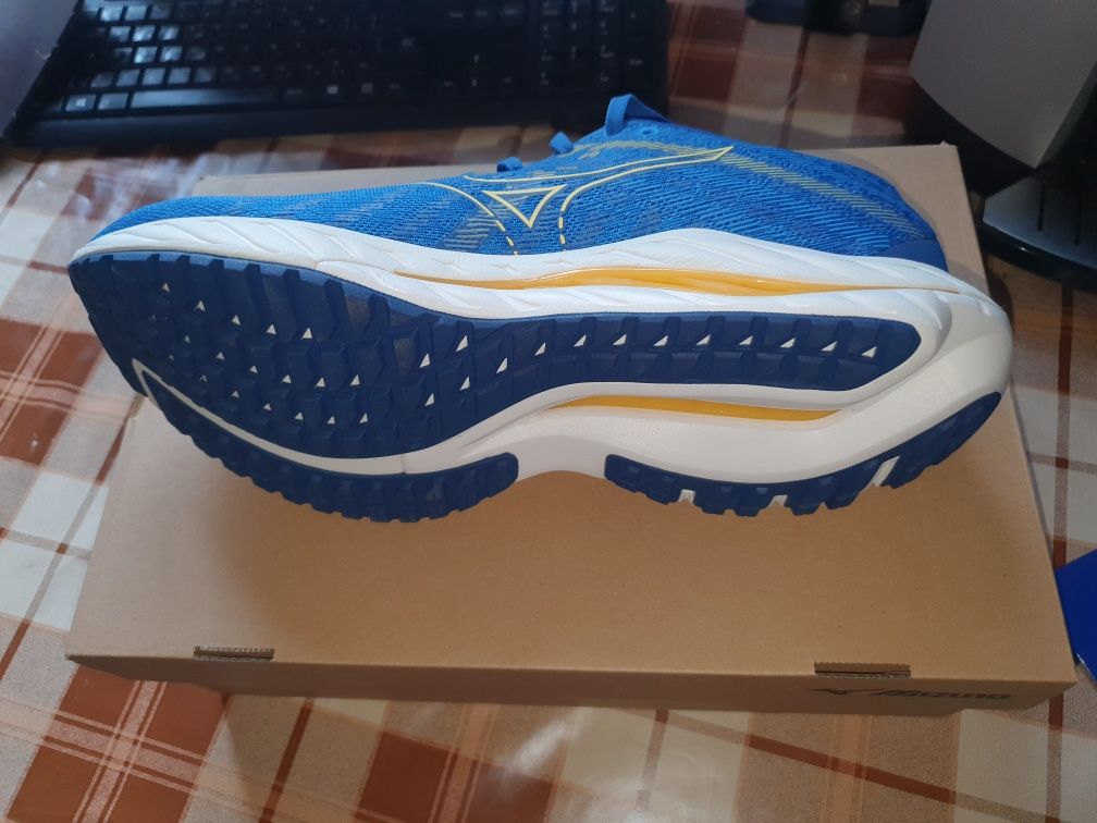 Маратонки за бягане Mizuno Vave Inspire