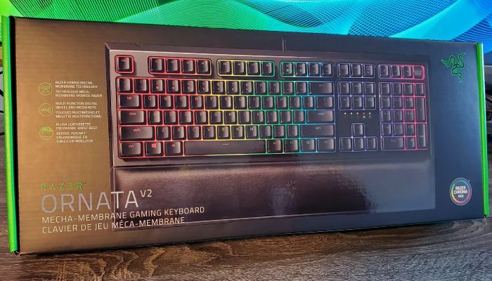 Tastatura gaming Razer Ornata V2 Chroma RGB switch noua sigilata Mecha