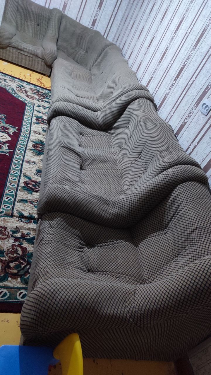 Divan kreslo baquvvat