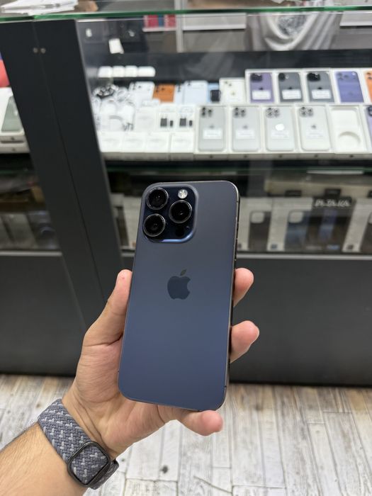 Iphone 15 pro blue 256gb