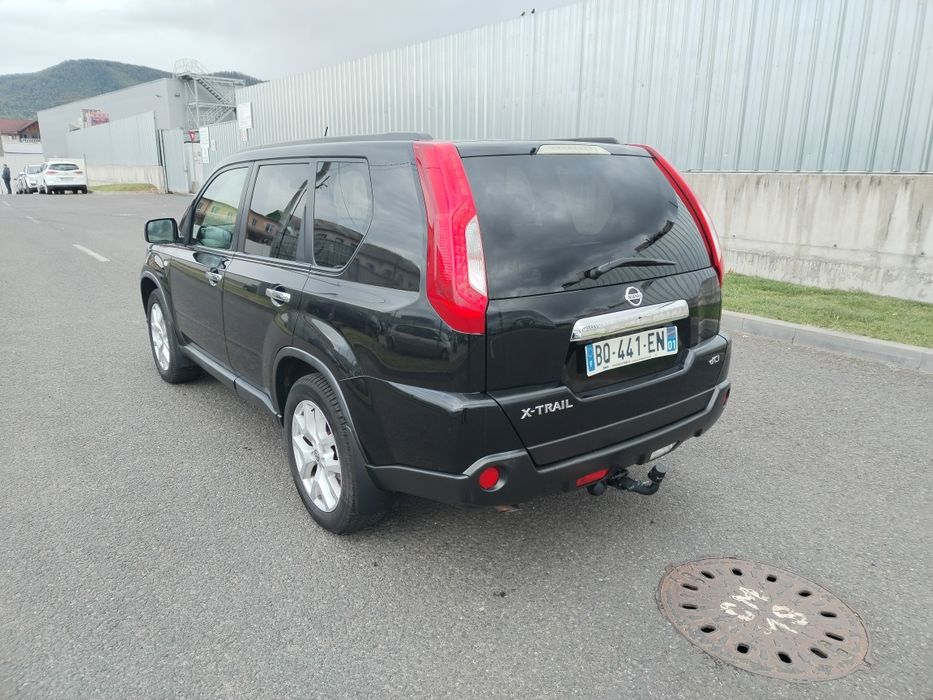 Nissan X TRAIL/AN 2011/2 LITRI DIESEL 150CP /TRACȚIUNE 4* 4 (4* 2)