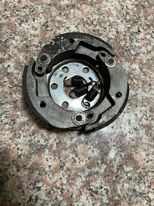 Комплект съединител от скутер Piaggio zip 50 кубика 2000 година