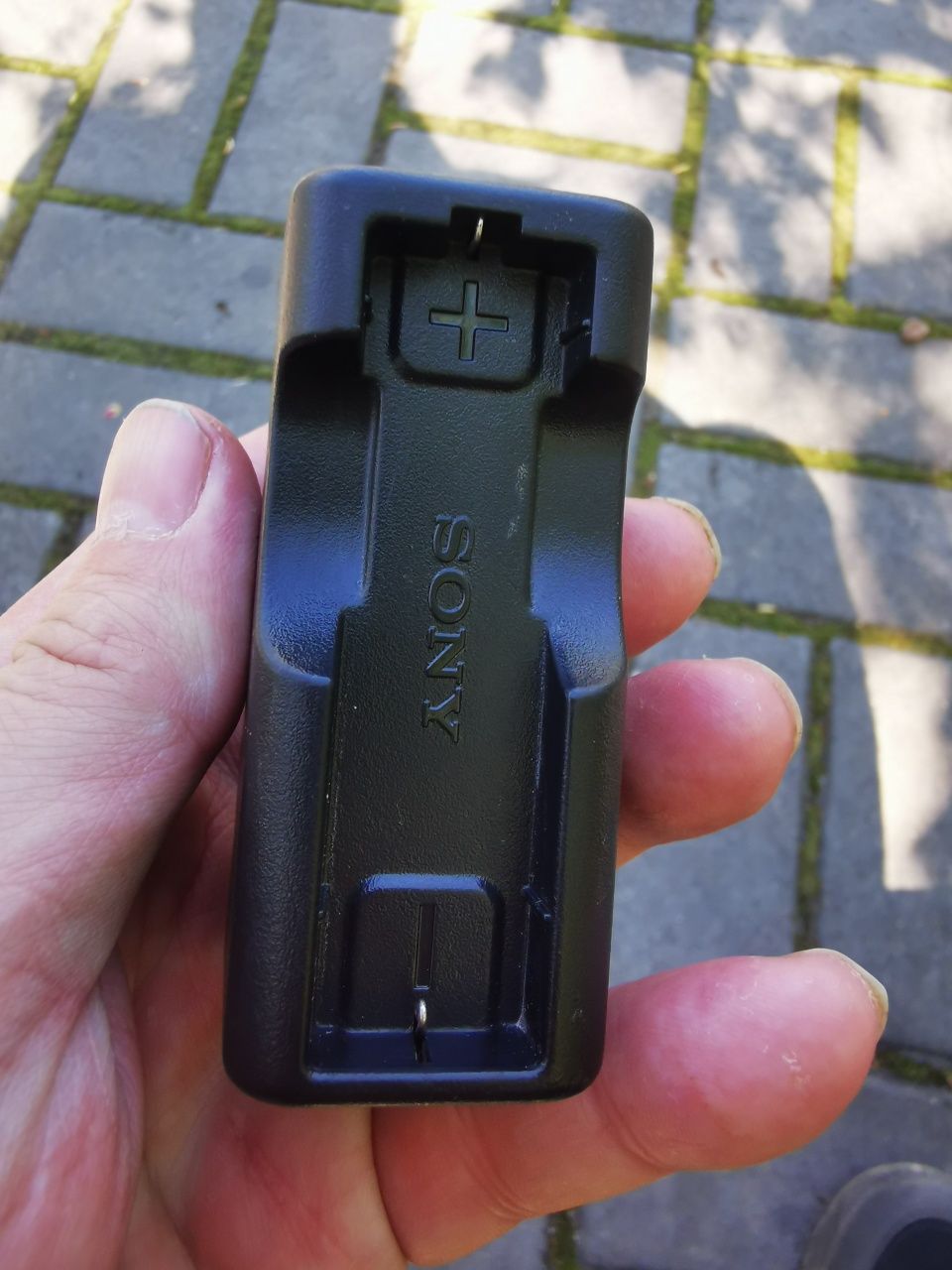 Зарядное устройство Sony bc7