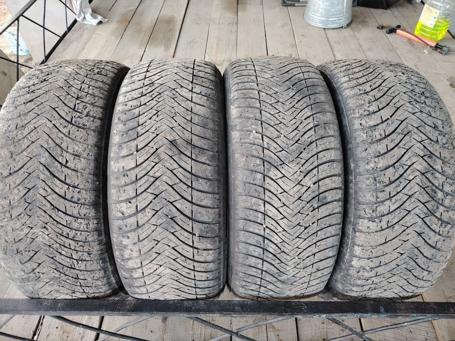 Шины 205/55/16 всесезонные