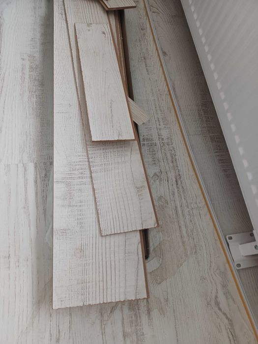 Vand parchet laminat