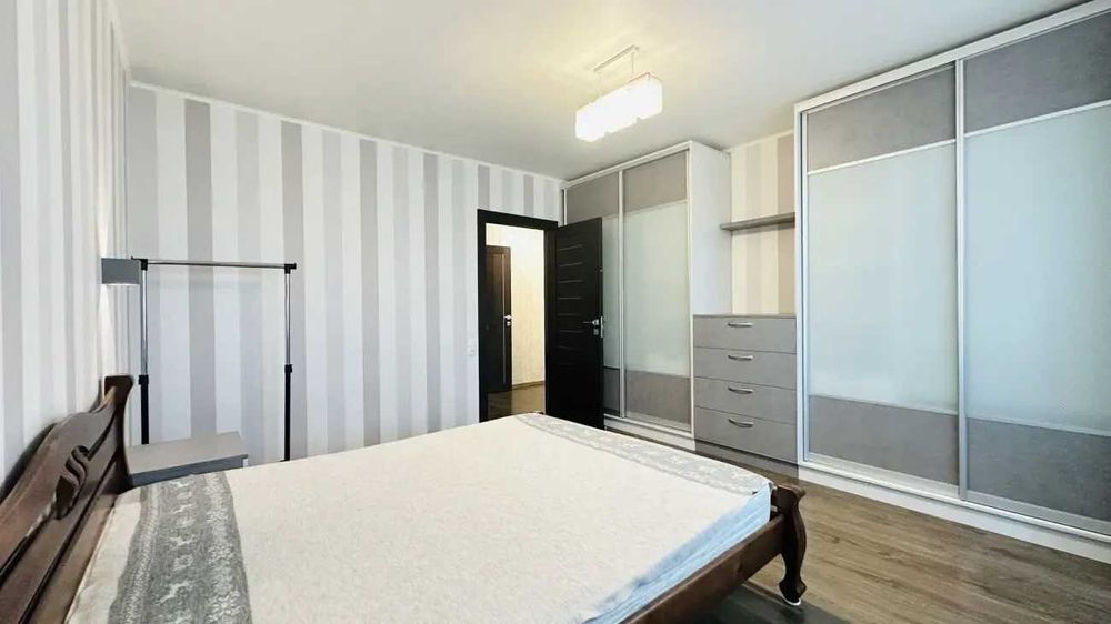 Дава се под наем Двустаен апартамент в София, Център - 55 кв.м за 397.8 € - Снимка #1