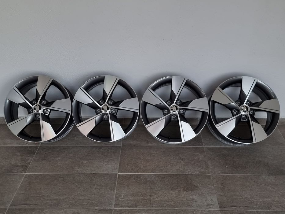 17" Оригинални джанти Skoda Осtavia 5×112 7J ET45 Ф57.1