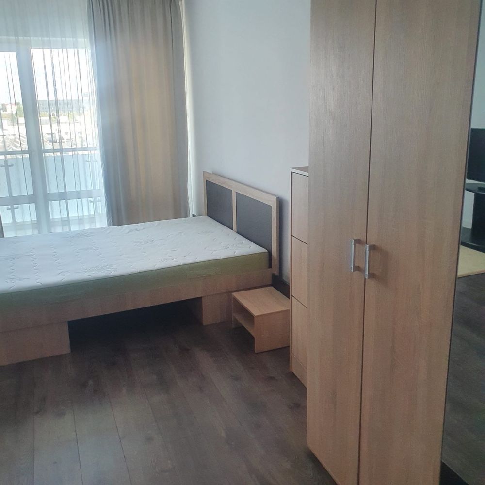 Inchiriez apartament cu o camera Conest Grand Residence, proprietar