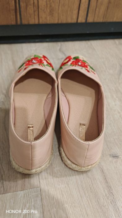 Розови мокасини с бродерия 37н