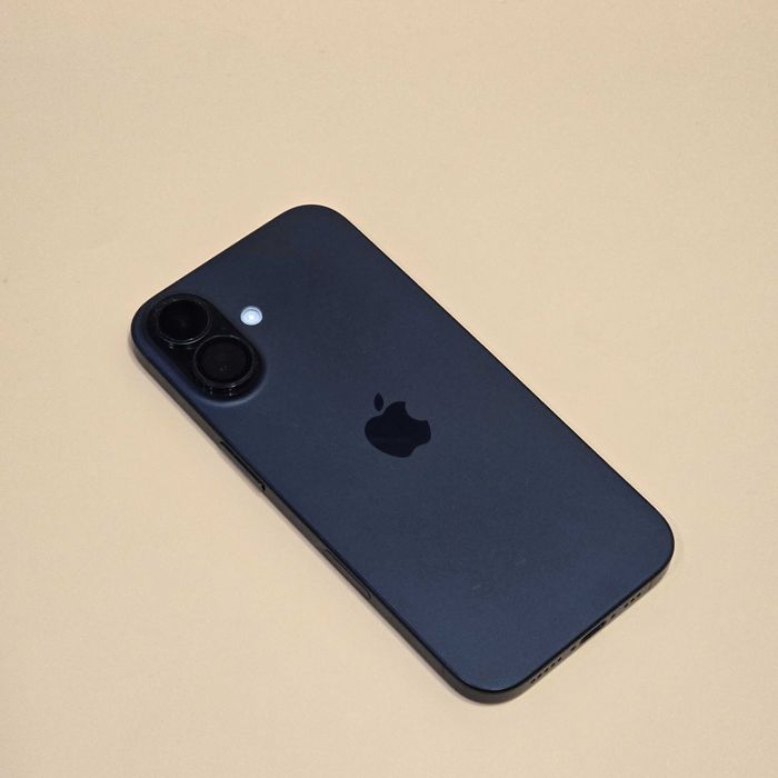 Hope Amanet P8 Iphone 16 128 Gb 100%