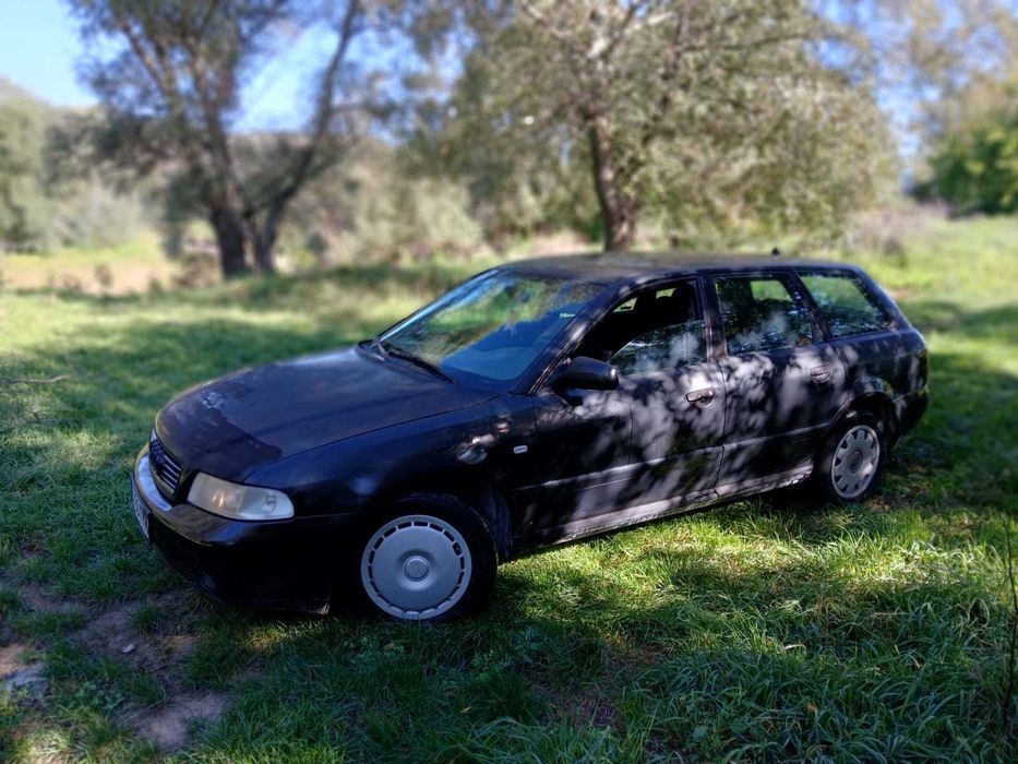 Audi A4 model 2002 1.9 TDI transport gratuit la domiciliu