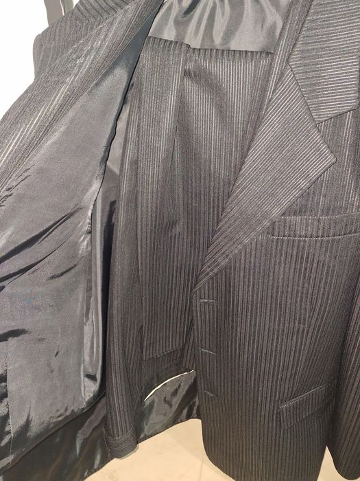 Vand costum barbat nunta, doua modele