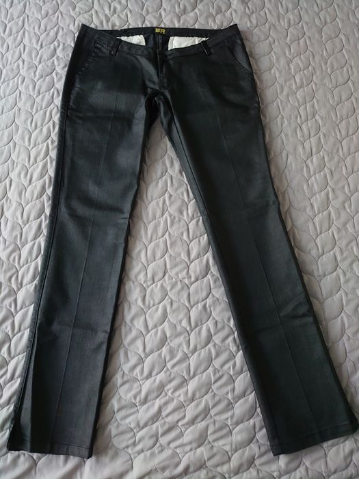 ЛОТ Дамски панталони и дънки L размер