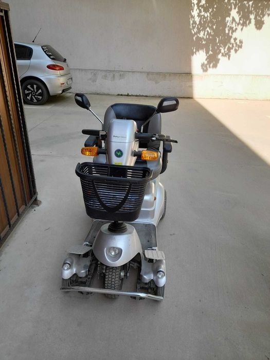 Scooter electric Quingo pentru persoanele cu dizabilitati