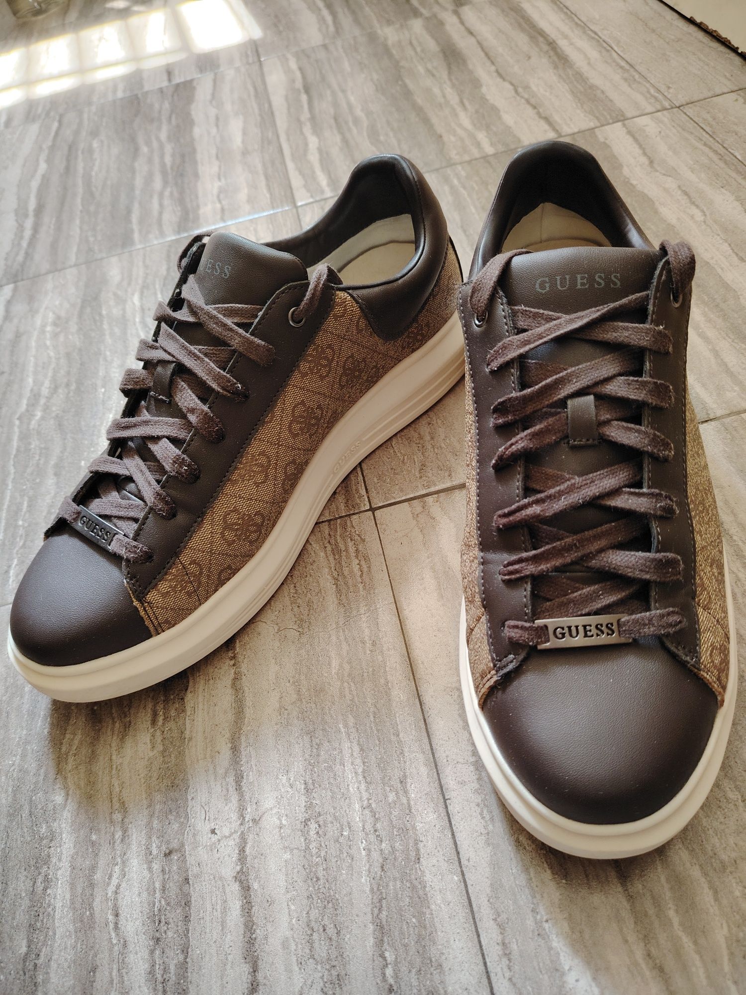 Pantofi Guess bărbați măsură 46