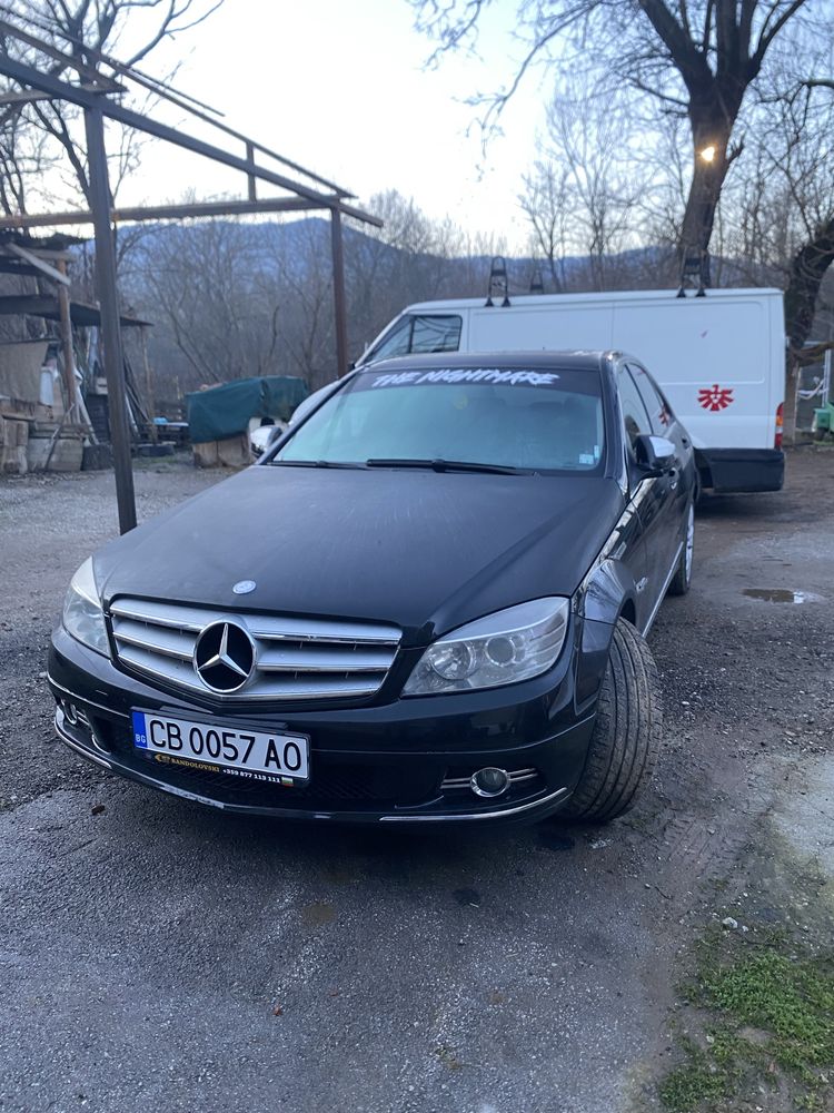 Решетка за мерцедес w204