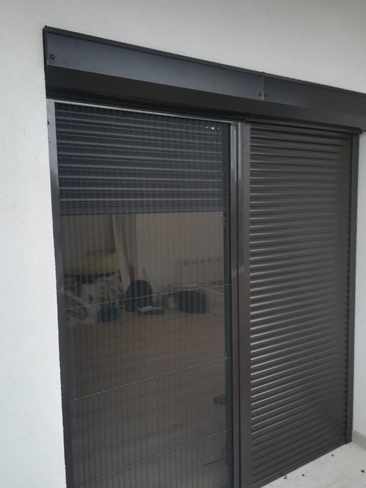 Rulouri exterioare aluminiu acționare manuală sau electrică