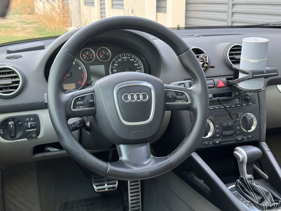 Audi A3 8PA SportBack cu Panoramic 2005 1.6MPI + GPL + CUTIE AUTOMATĂ