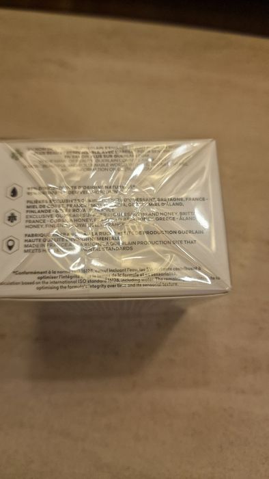 Crema de fata de zi si de noapte guerlain aveille royale