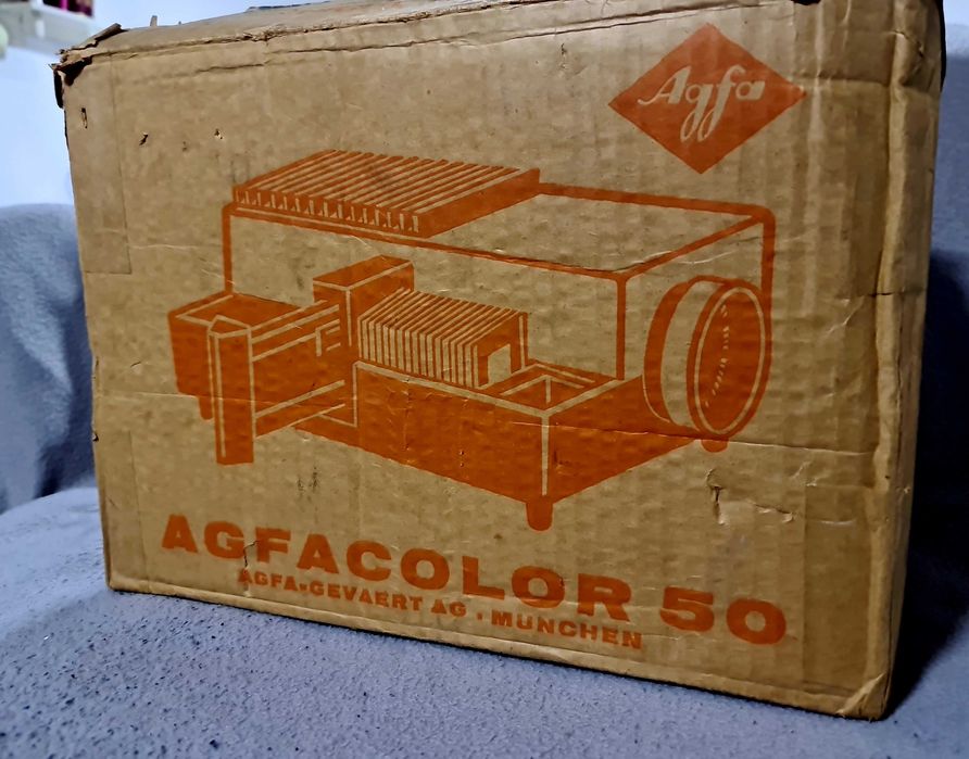 Proiector diapozitive AGFA COLOR 50