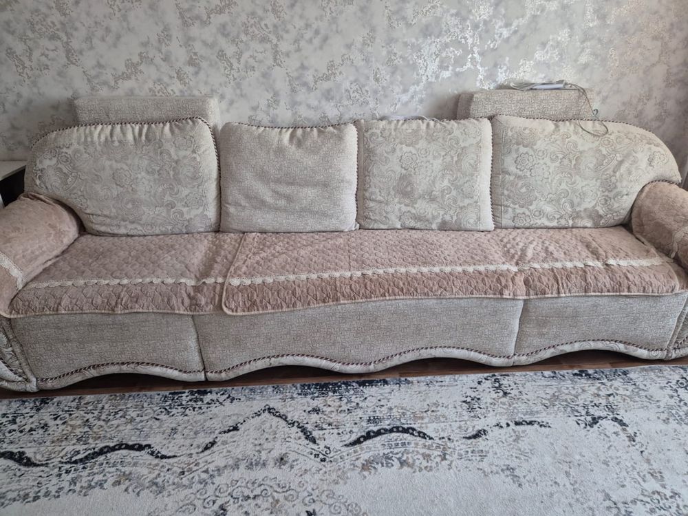 Продам диван срочно!