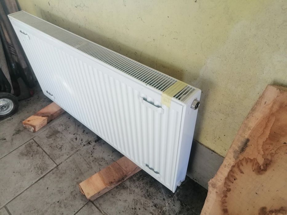 Панелен радиатор 180 на 50