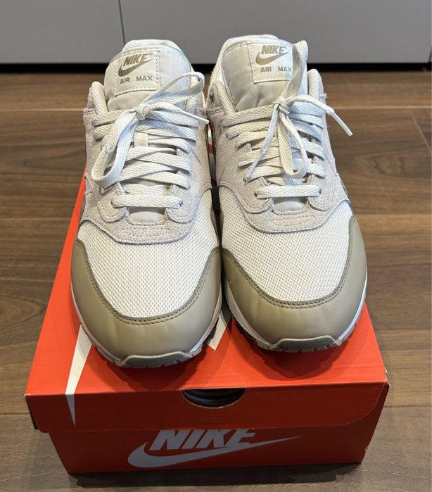 Продавам маратонки Nike Airmax 1
