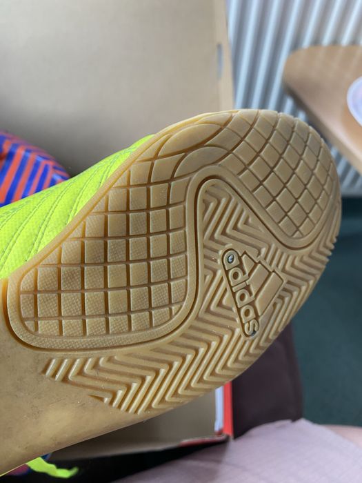 Crampoane fotbal 36/37