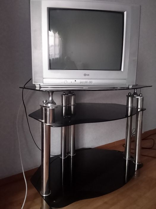 Продам телевизор