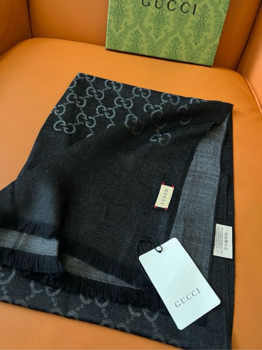 Gucci Кашмирен Шал