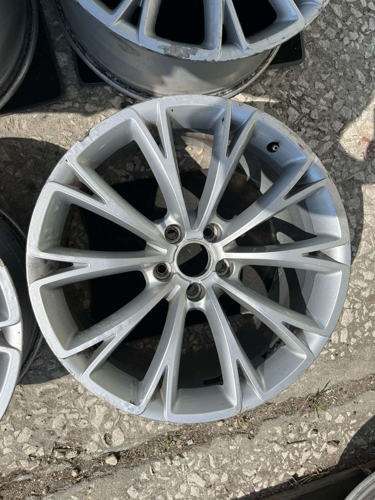 Джанти за Audi A6 A7 A8 19” 4h0601025G et33 9j имат капачки номер 62