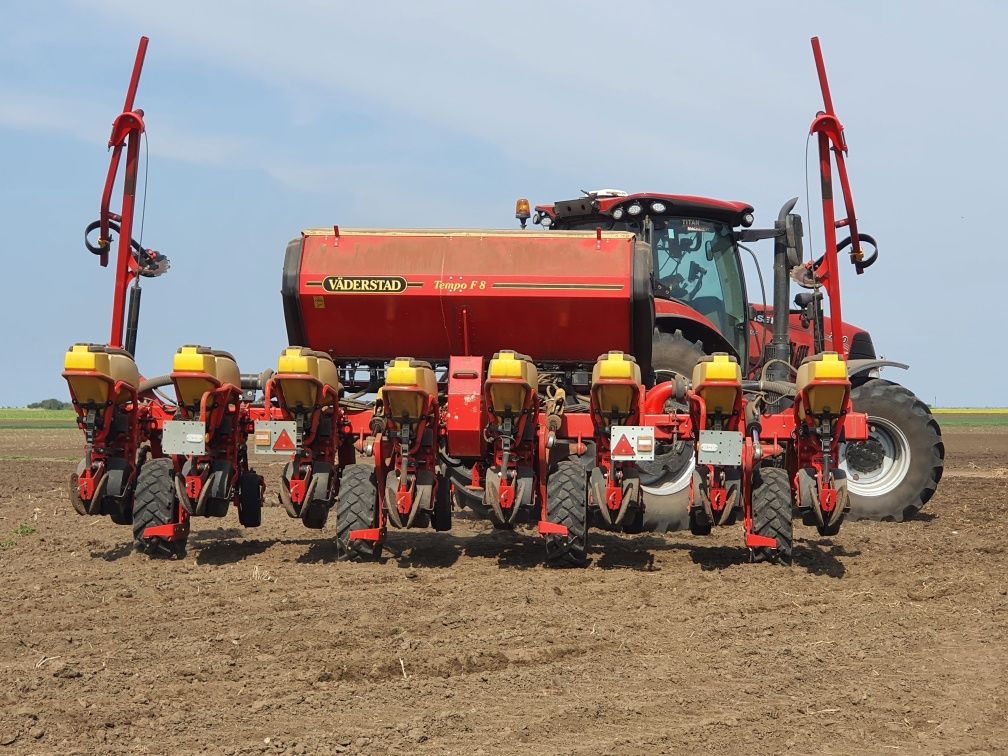 semanatoare VADERSTAD TEMPO F8 , (plante prasitoare, porumb, fs,soia)